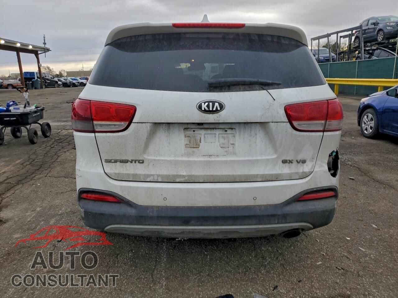 KIA SORENTO 2016 - 5XYPHDA50GG124122
