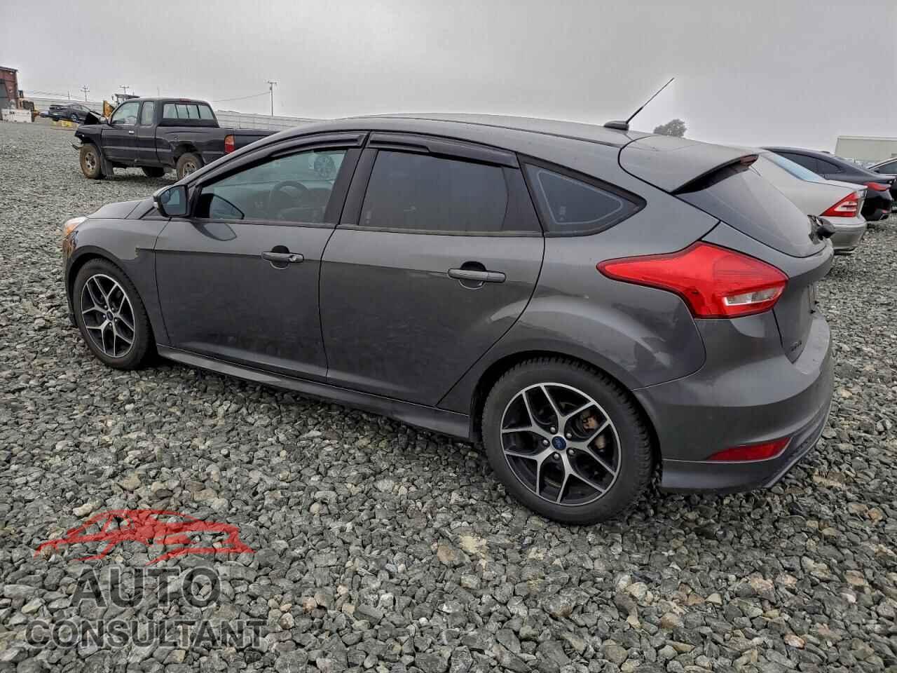 FORD FOCUS 2016 - 1FADP3K28GL372892