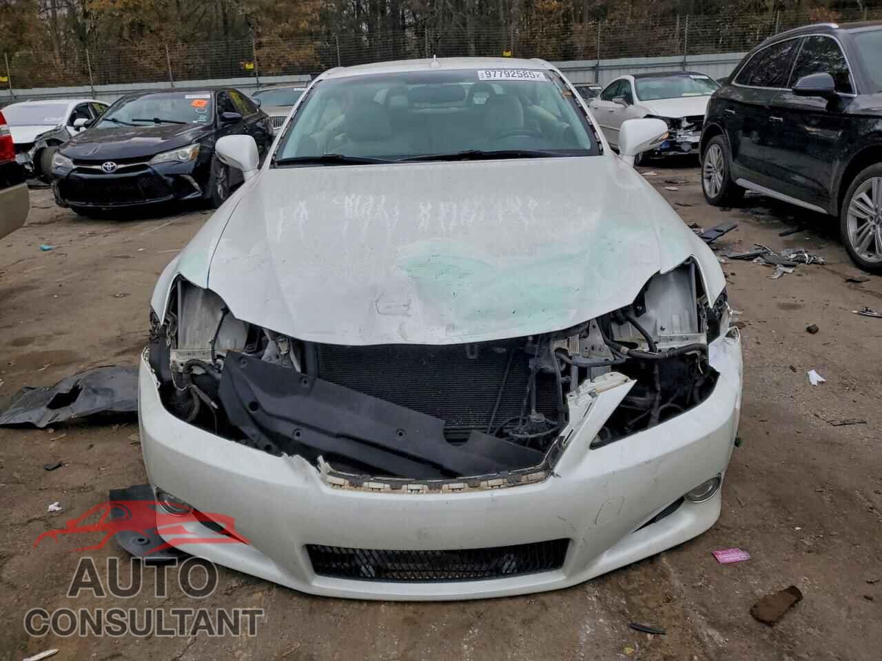 LEXUS IS 2013 - JTHFF2C27D2527916