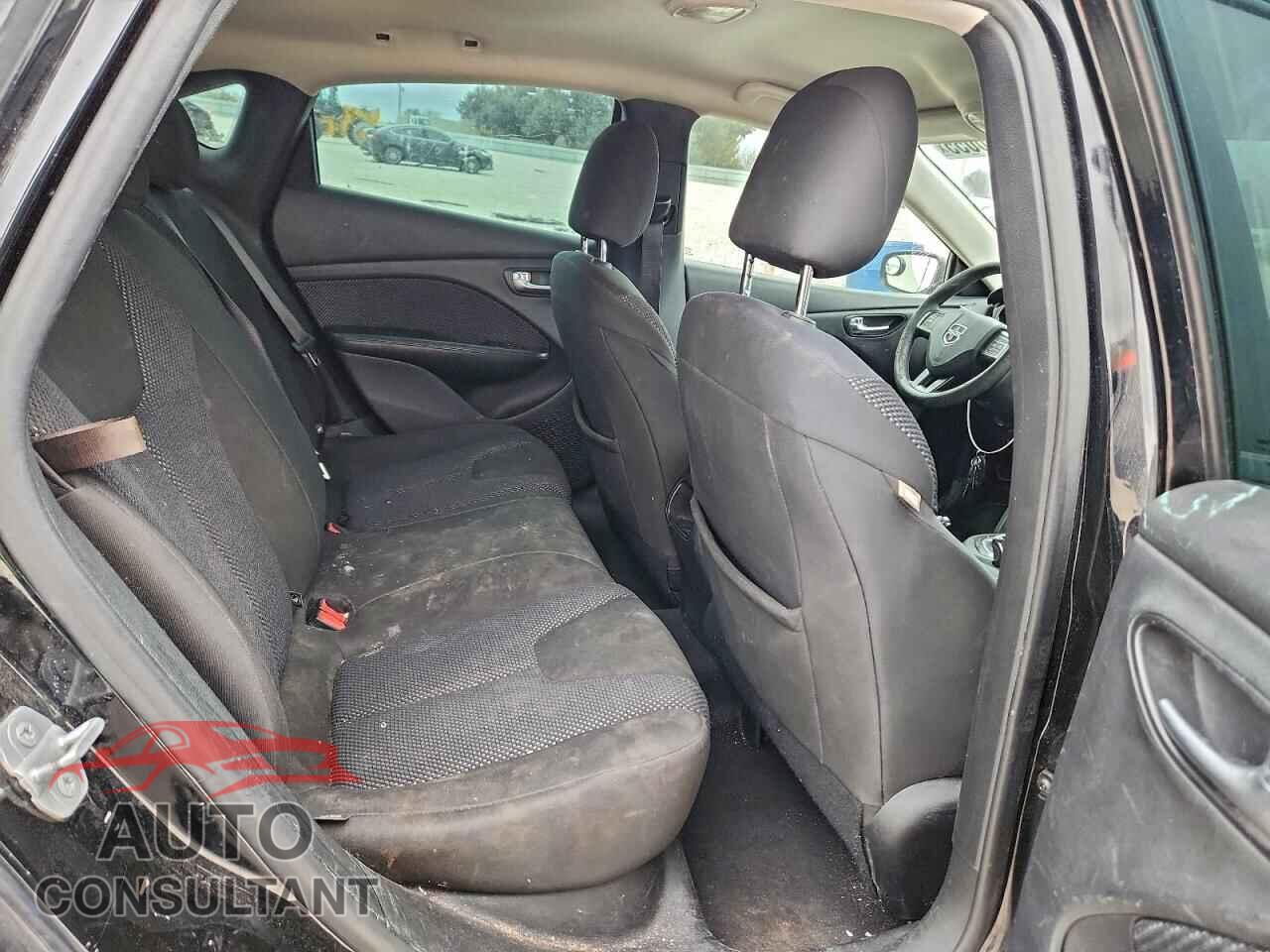 DODGE DART 2015 - 1C3CDFAA0FD421444