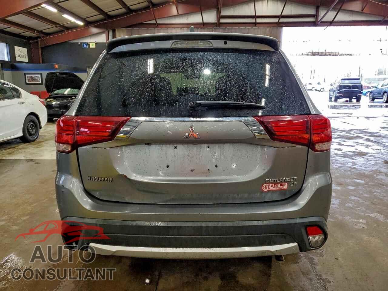 MITSUBISHI OUTLANDER 2017 - JA4AZ3A38HZ007736
