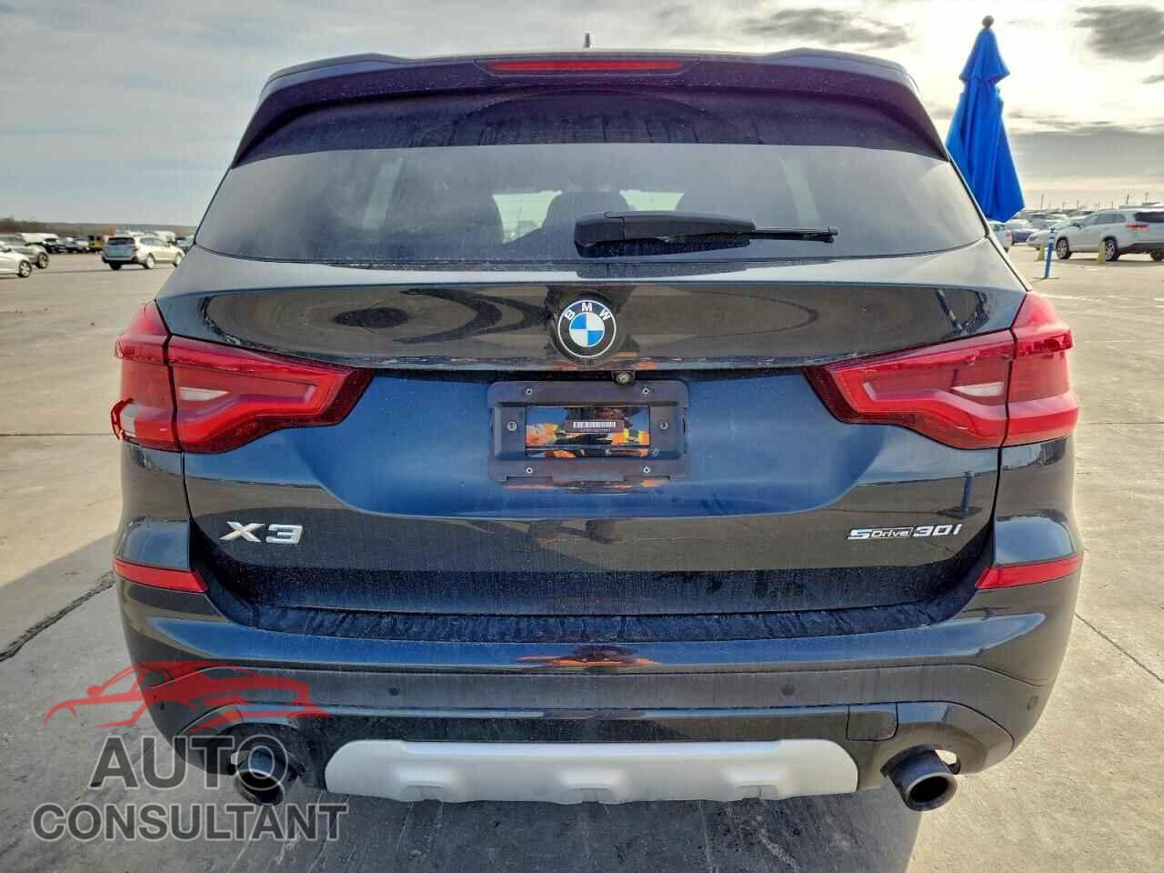BMW X3 2019 - 5UXTR7C5XKLF27159