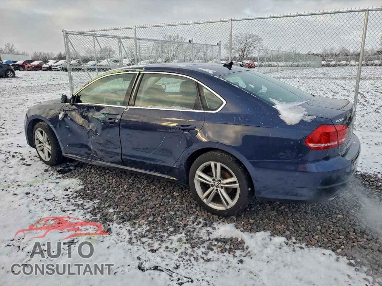 VOLKSWAGEN PASSAT 2014 - 1VWBN7A32EC093182
