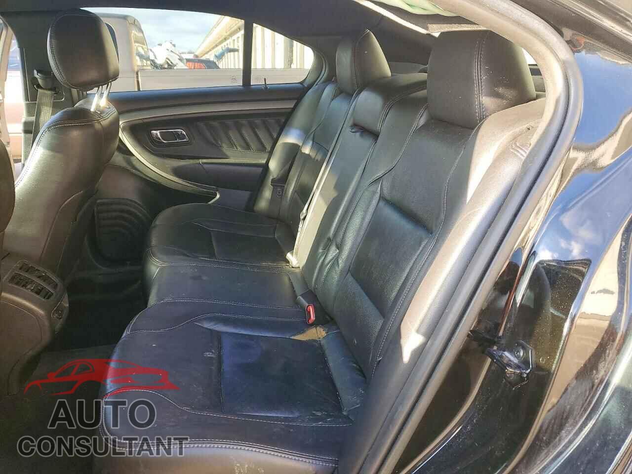 FORD TAURUS 2015 - 1FAHP2E81FG169510