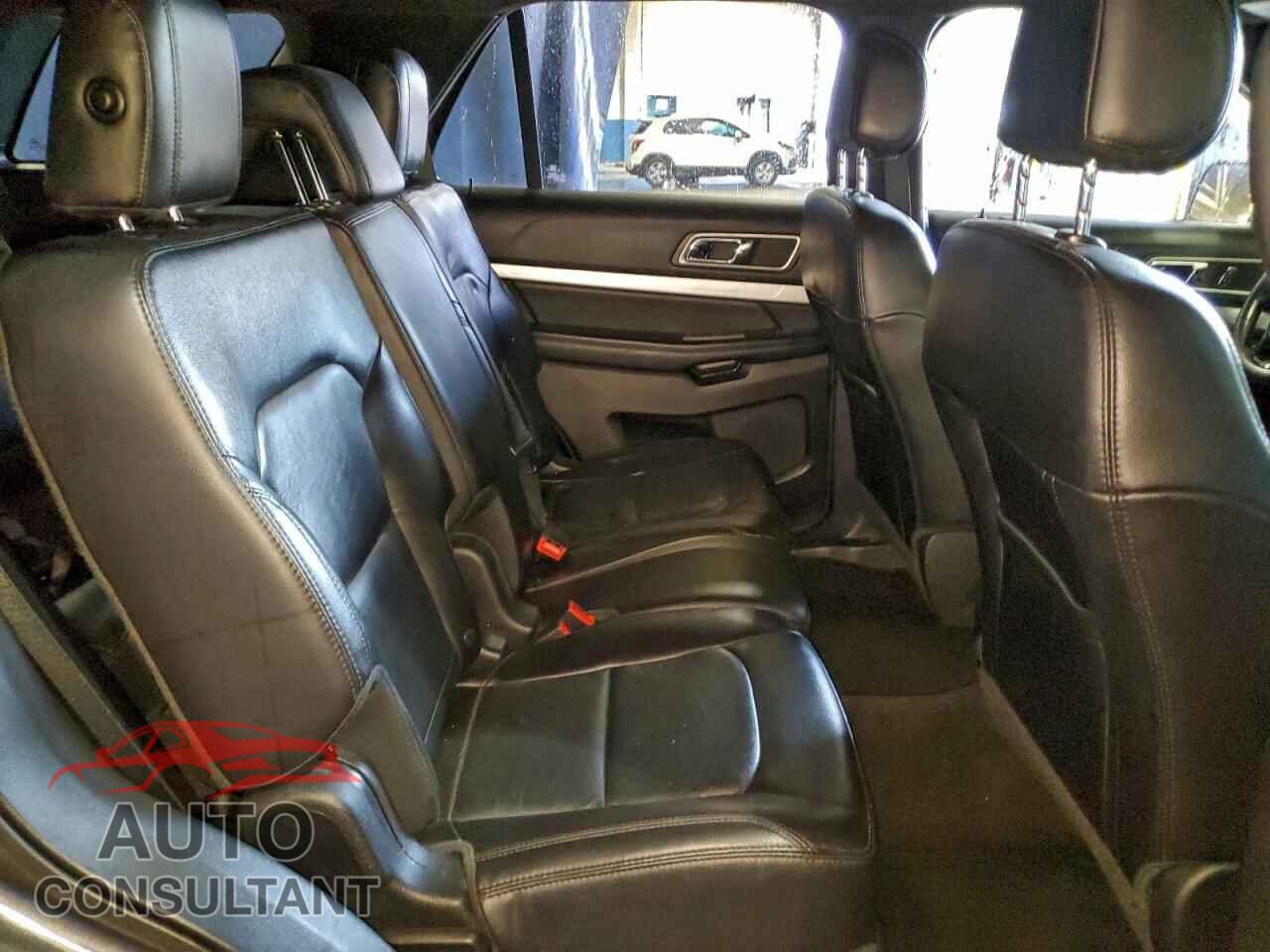 FORD EXPLORER 2017 - 1FM5K8D82HGC04358