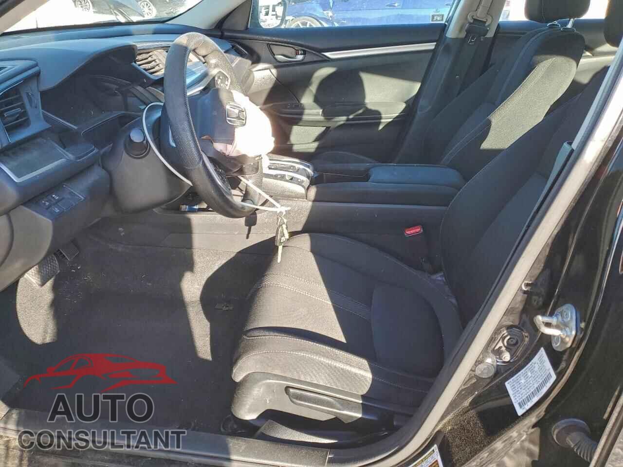 HONDA CIVIC 2019 - 2HGFC2F67KH511519