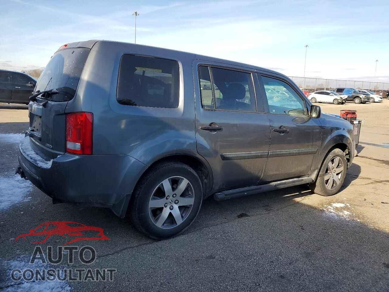 HONDA PILOT 2011 - 5FNYF4H2XBB013485