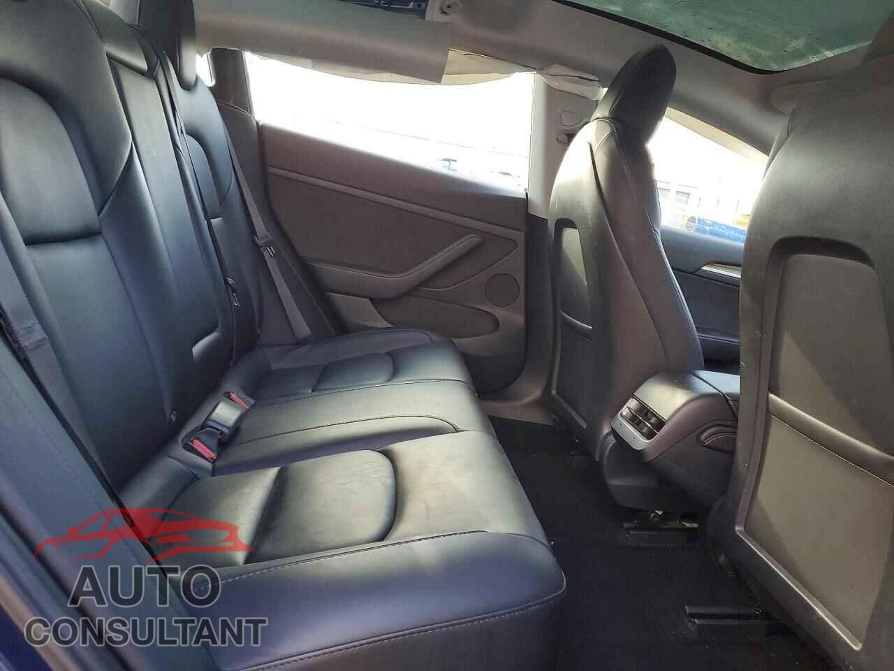 TESLA MODEL 3 2022 - 5YJ3E1EA7NF359828