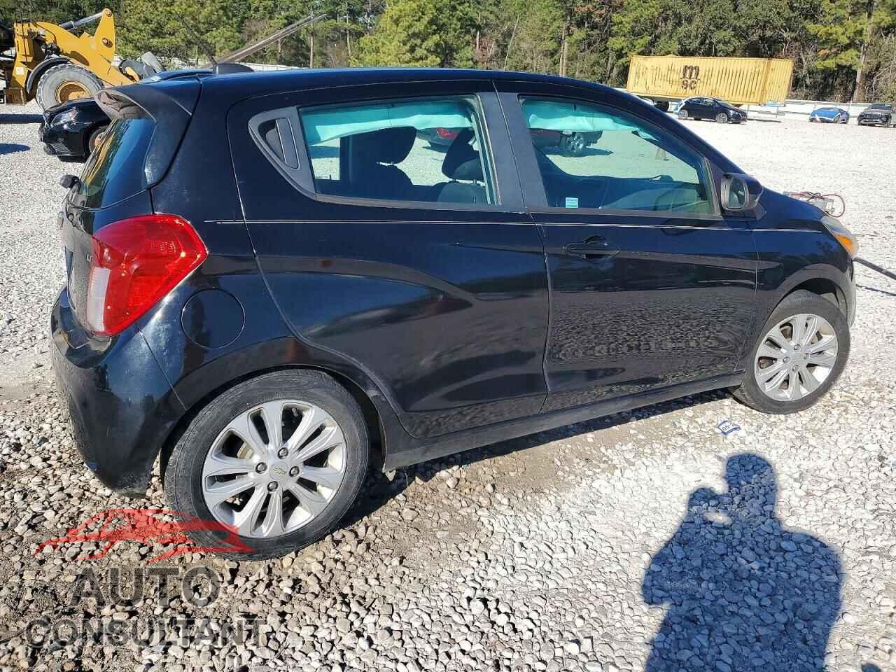 CHEVROLET SPARK 2017 - KL8CD6SA3HC771887
