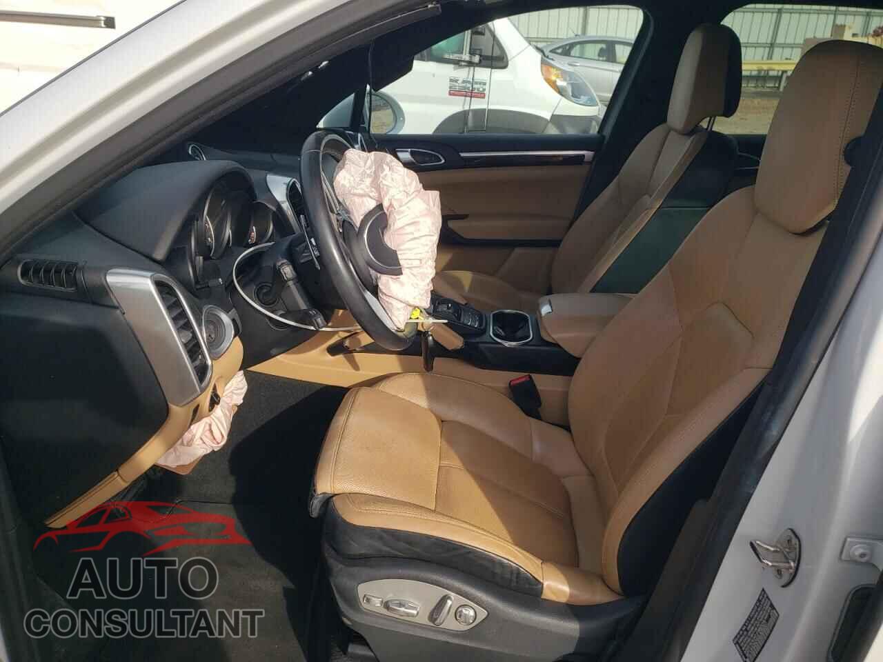 PORSCHE CAYENNE 2016 - WP1AA2A24GLA09207