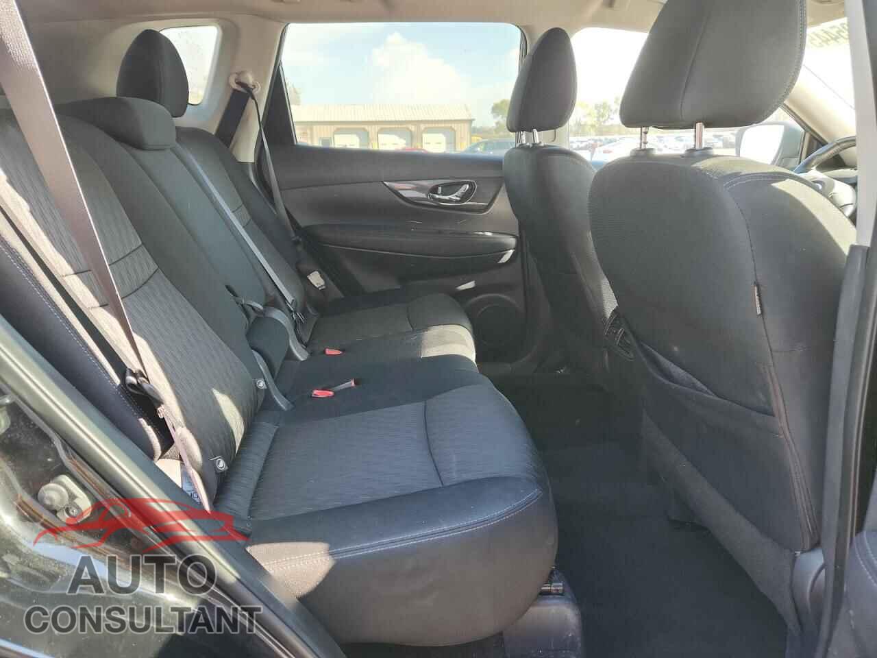 NISSAN ROGUE 2018 - KNMAT2MV1JP582941