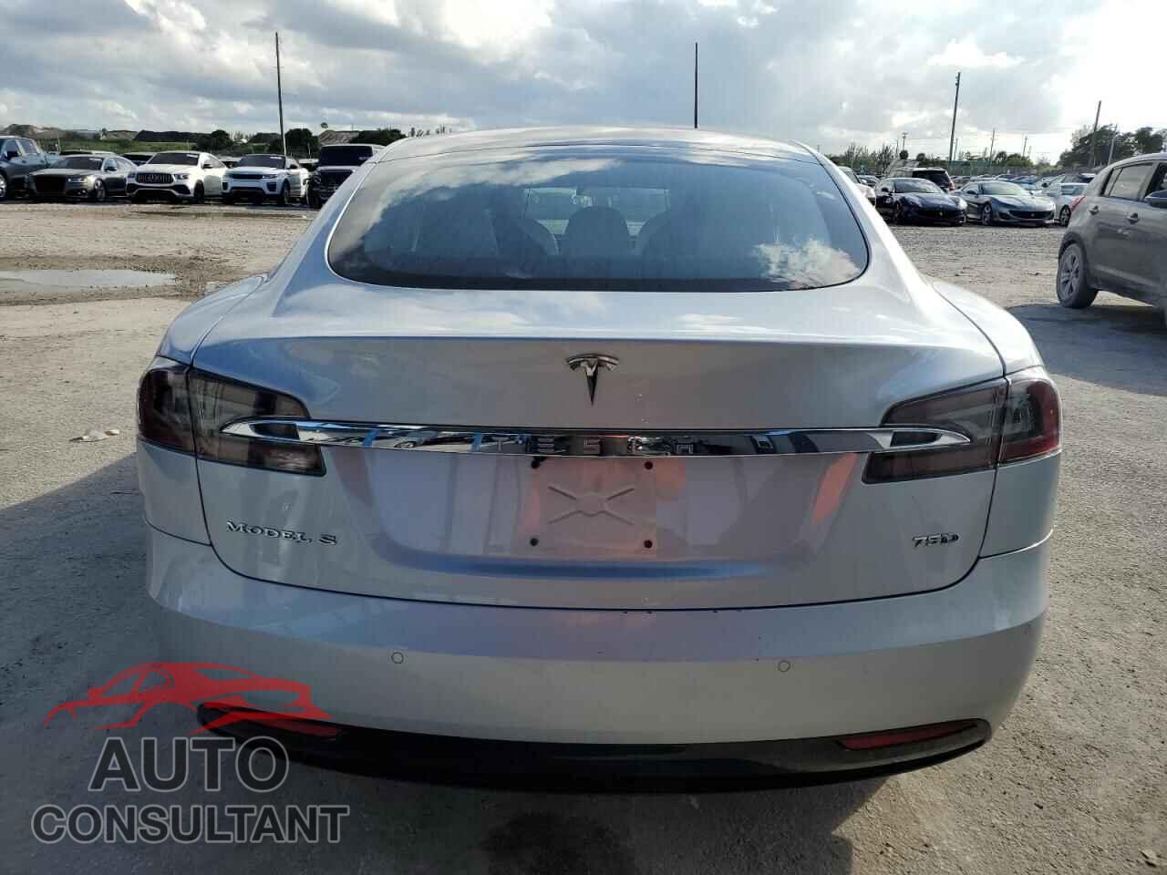 TESLA MODEL S 2017 - 5YJSA1E20HF218801