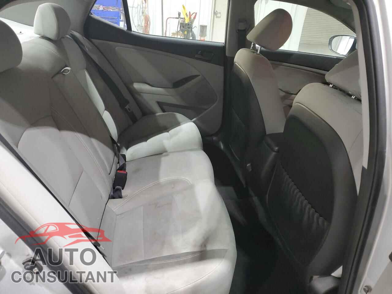 KIA OPTIMA 2012 - KNAGM4A78C5290479
