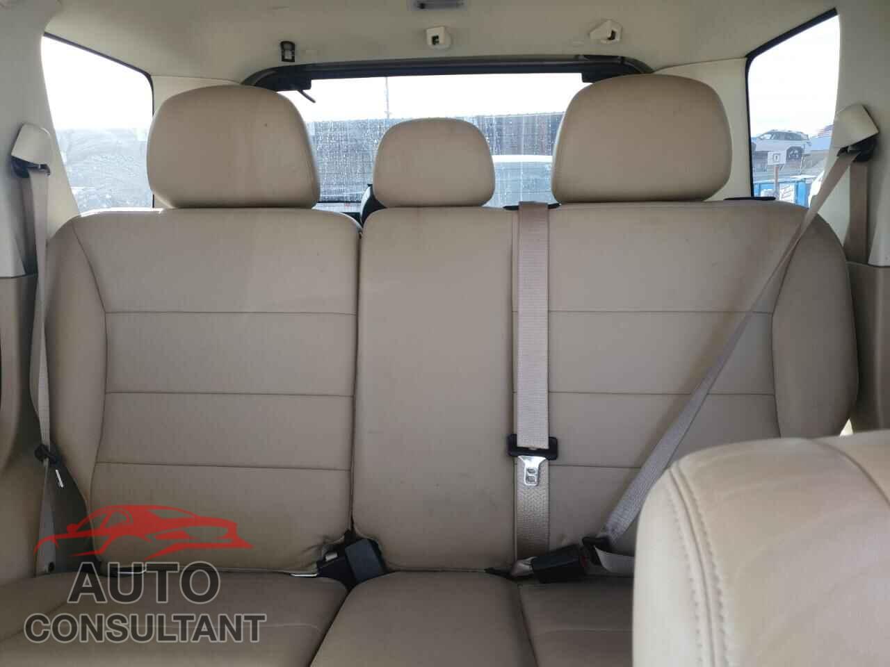 FORD ESCAPE 2010 - 1FMCU9EG4AKB31008