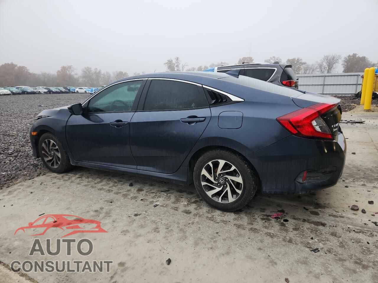 HONDA CIVIC 2018 - 19XFC2F76JE013684