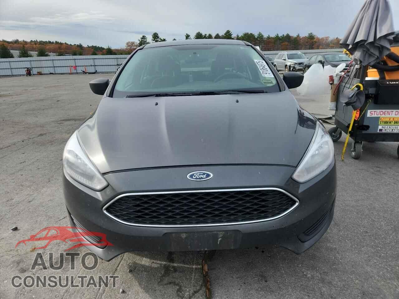 FORD FOCUS 2015 - 1FADP3E25FL386534