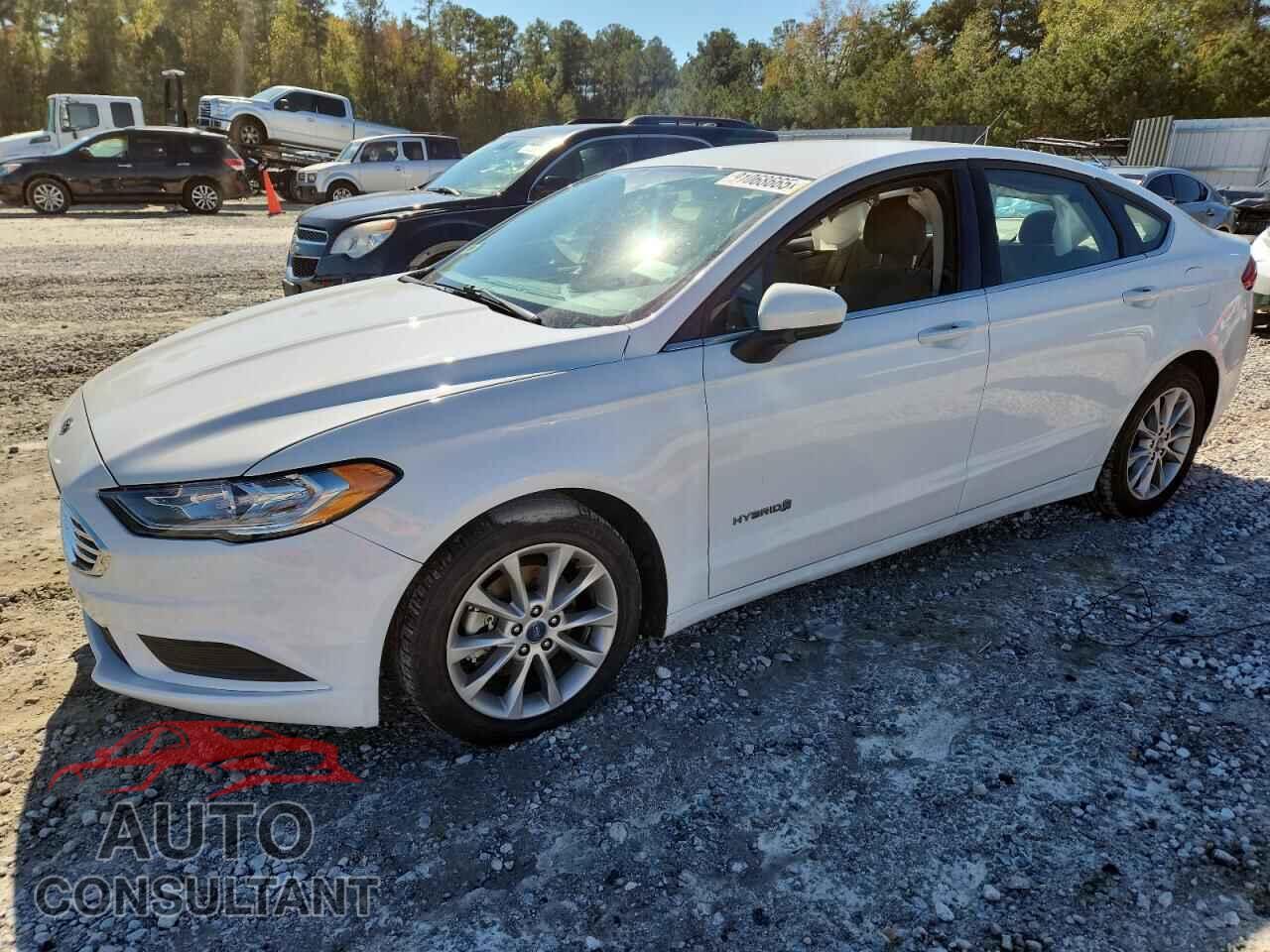 FORD FUSION 2017 - 3FA6P0LU8HR278358