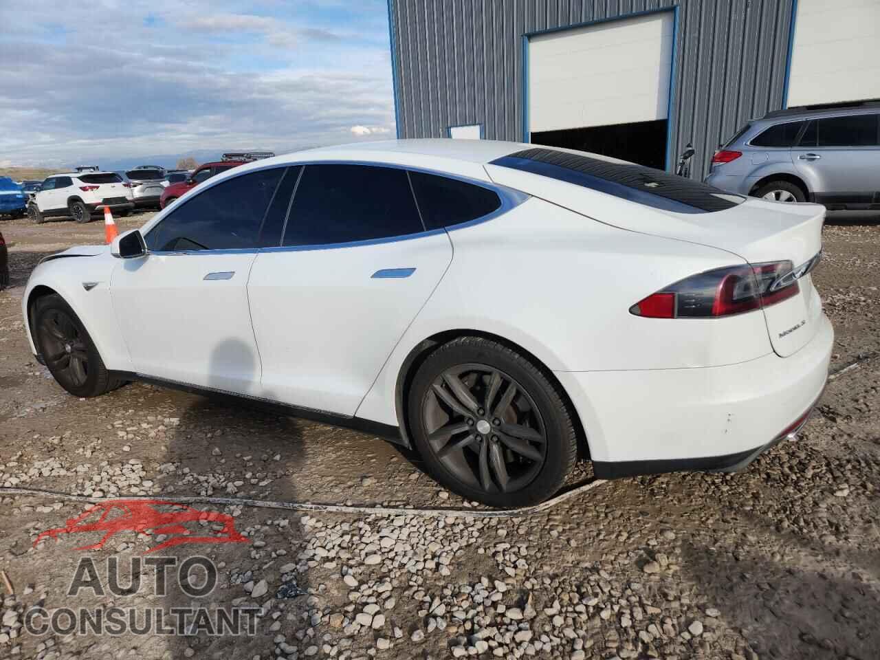 TESLA MODEL S 2013 - 5YJSA1CG7DFP24649