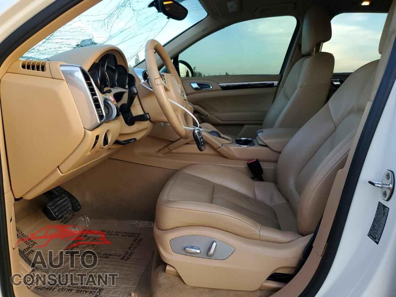 PORSCHE CAYENNE 2012 - WP1AA2A21CLA04511