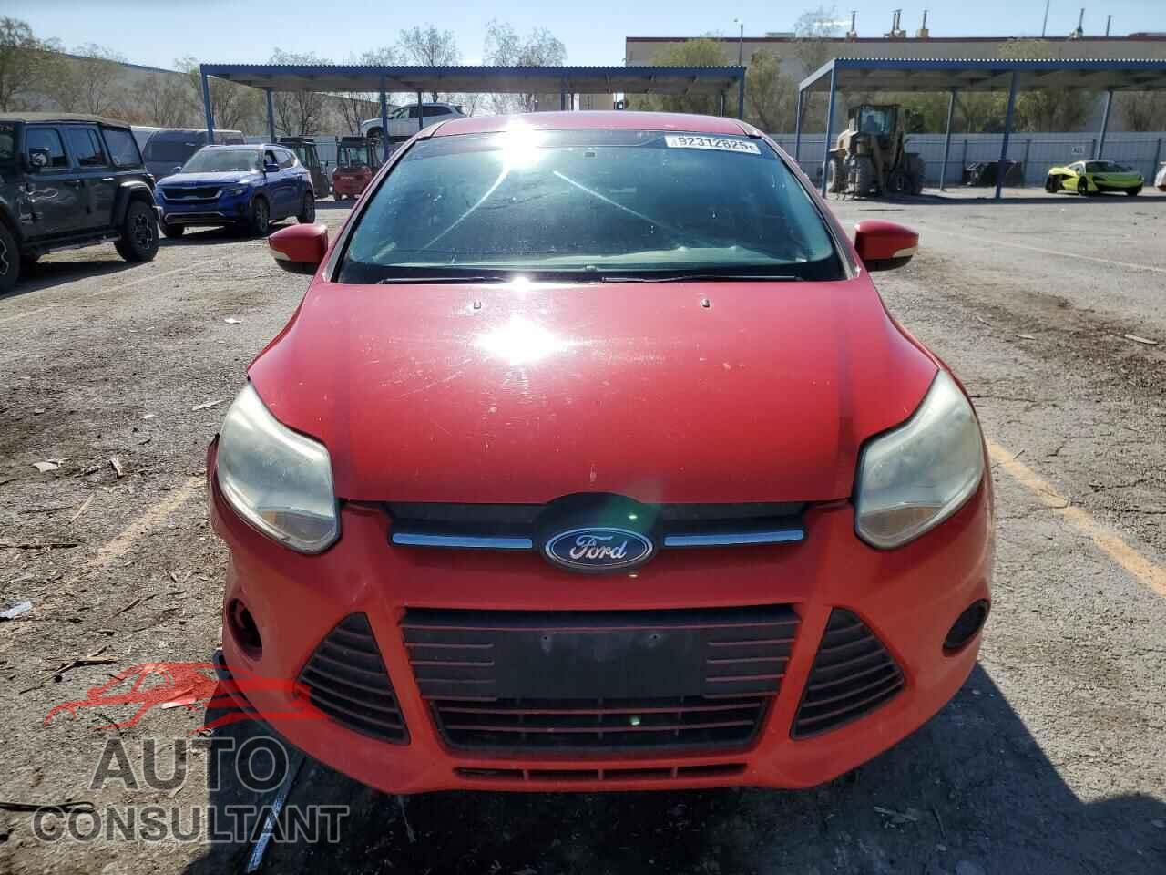 FORD FOCUS 2013 - 1FADP3F2XDL125699
