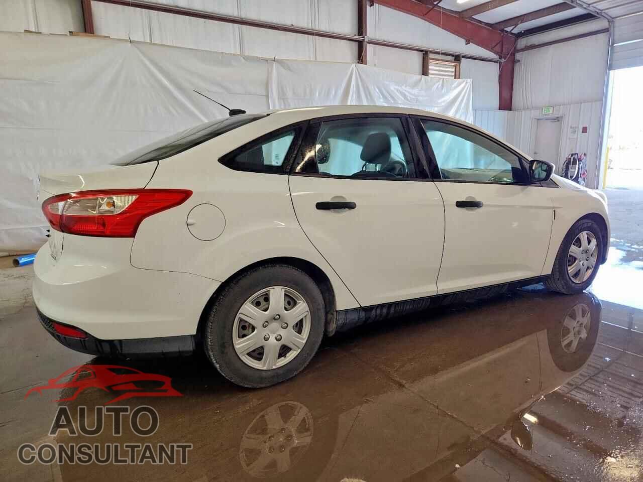 FORD FOCUS 2013 - 1FADP3E24DL262736