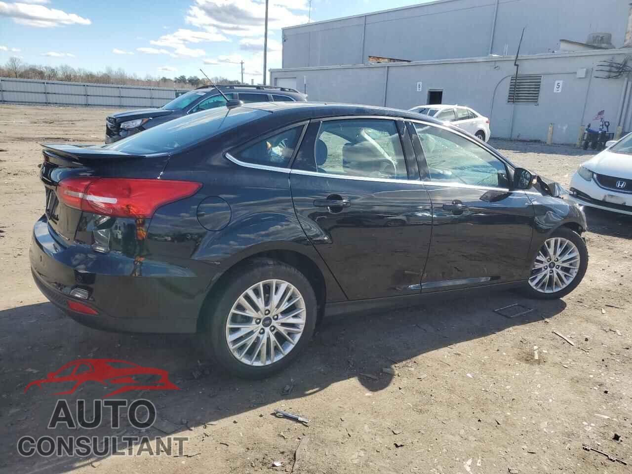 FORD FOCUS 2018 - 1FADP3J23JL293767