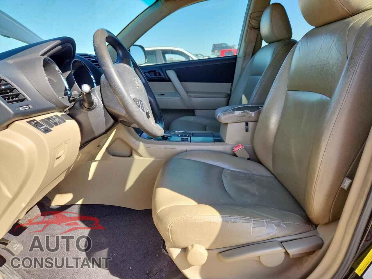 TOYOTA HIGHLANDER 2013 - 5TDZA3EH8DS040866