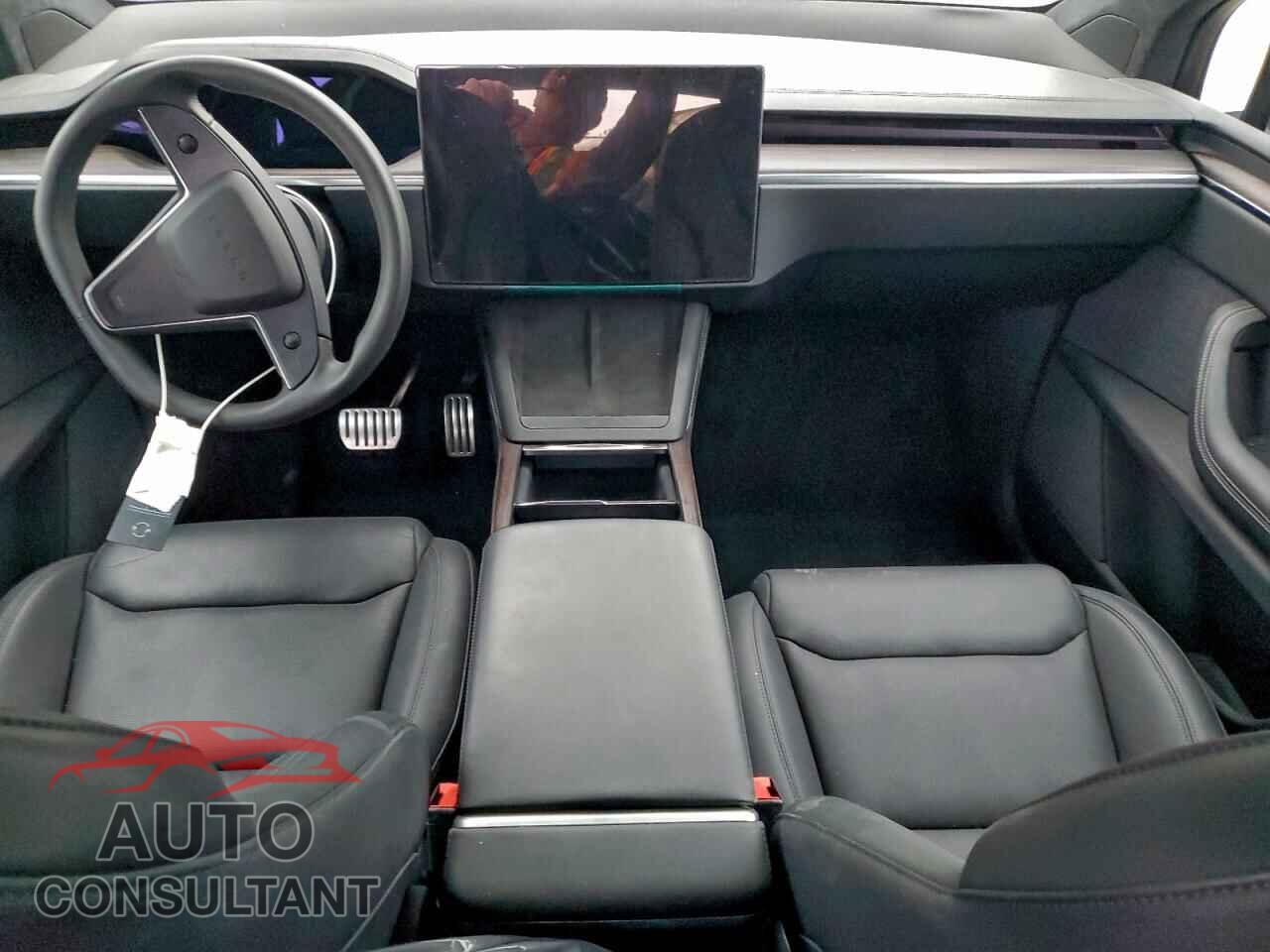 TESLA MODEL X 2024 - 7SAXCDE53RF460689