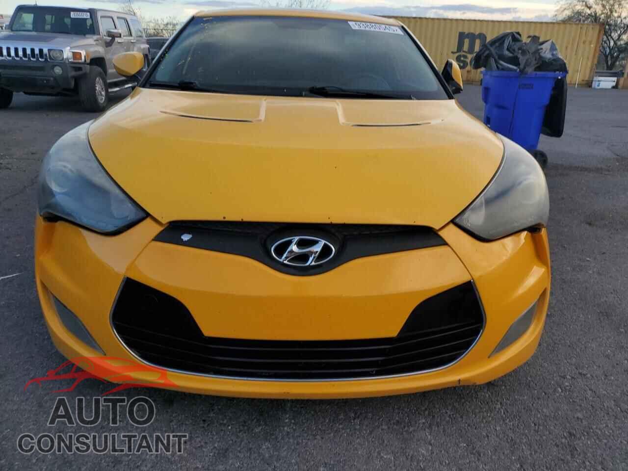 HYUNDAI VELOSTER 2013 - KMHTC6AD2DU100930