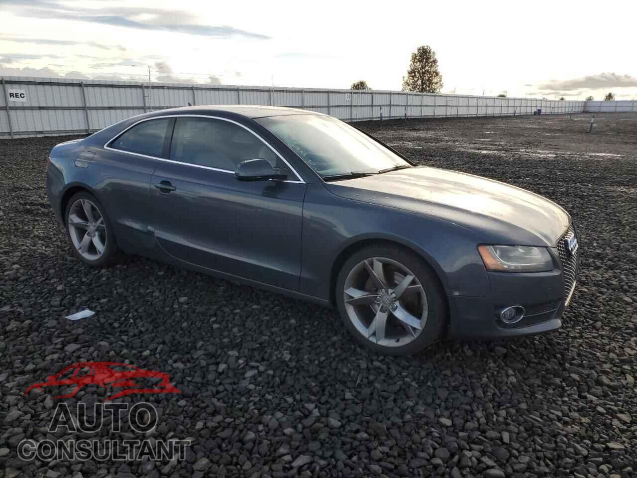 AUDI A5 2010 - WAULFAFR2AA044470