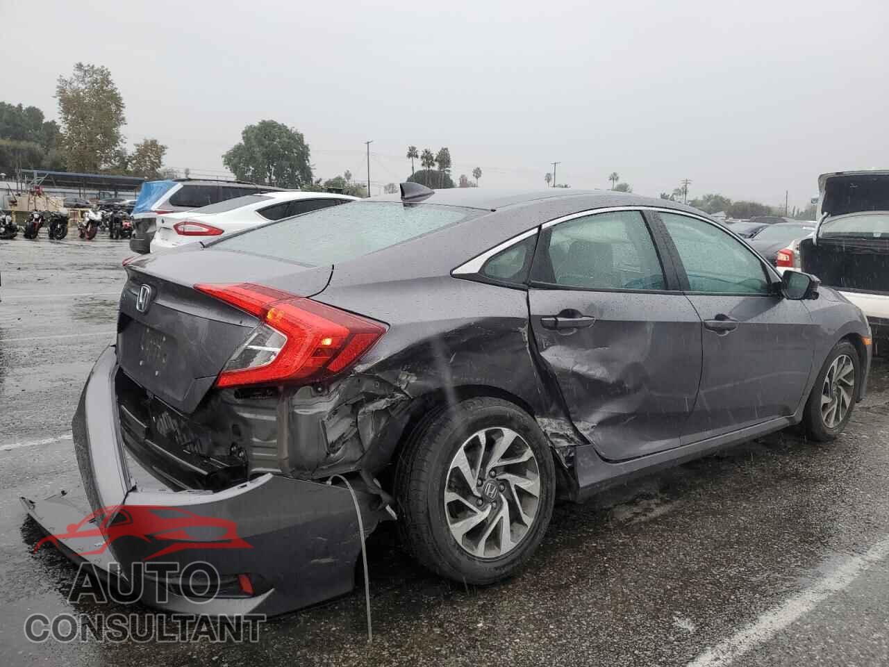 HONDA CIVIC 2018 - 19XFC2F73JE204978