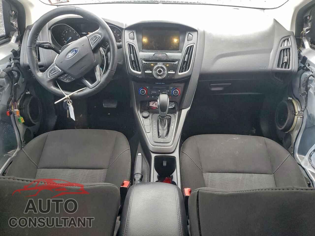 FORD FOCUS 2018 - 1FADP3H24JL208392