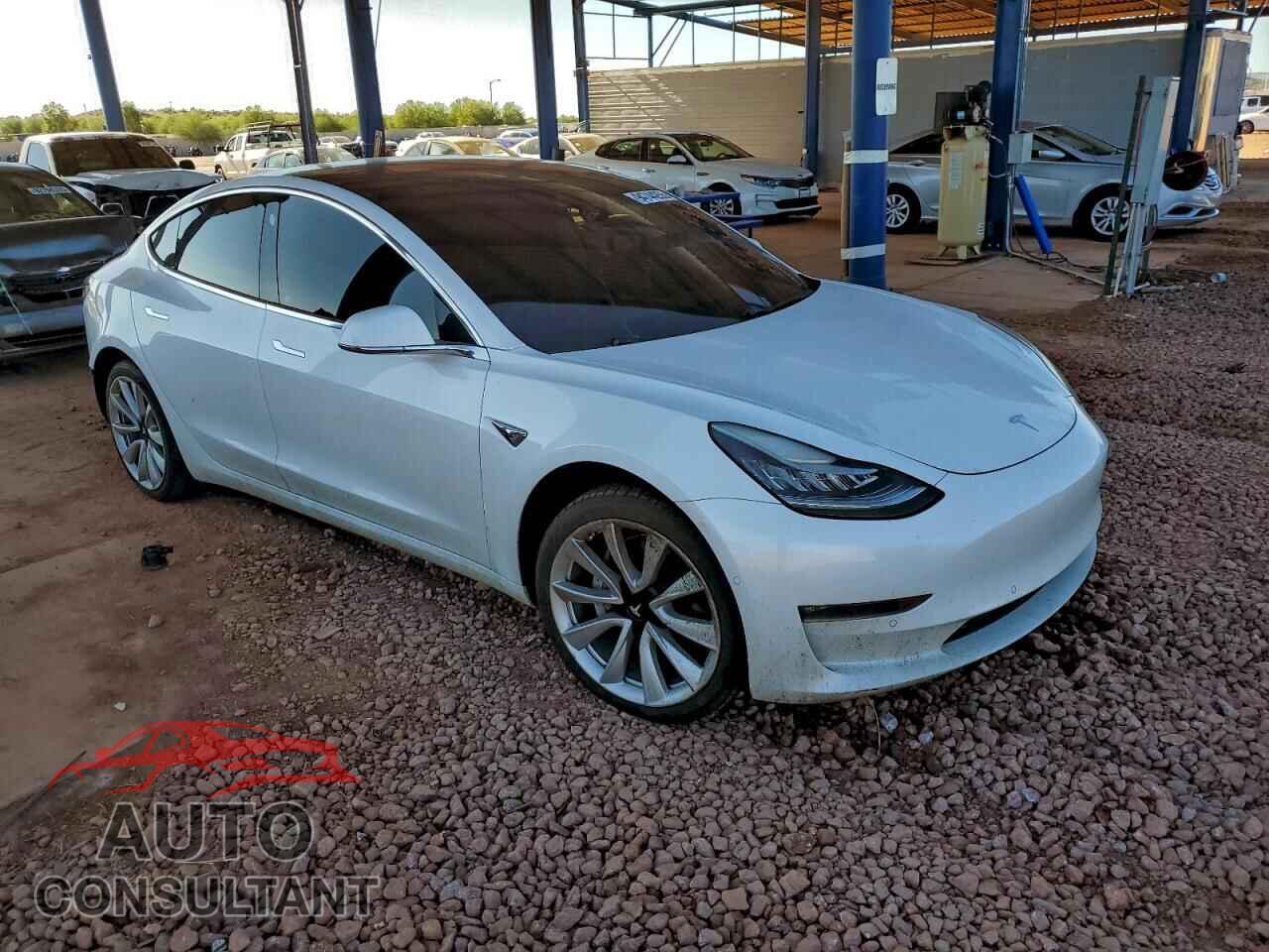 TESLA MODEL 3 2018 - 5YJ3E1EA1JF053573