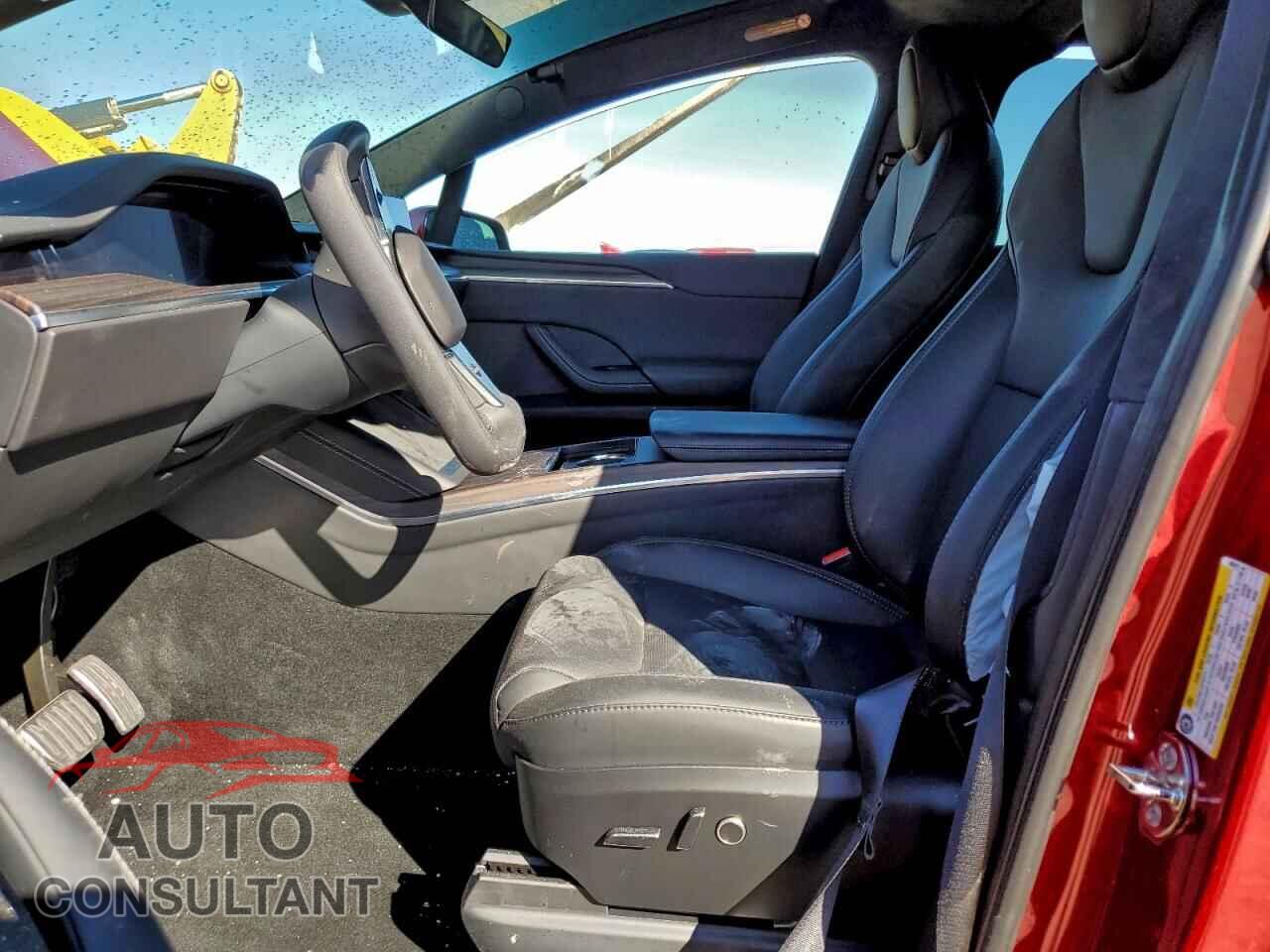 TESLA MODEL X 2024 - 7SAXCAE52RF442411