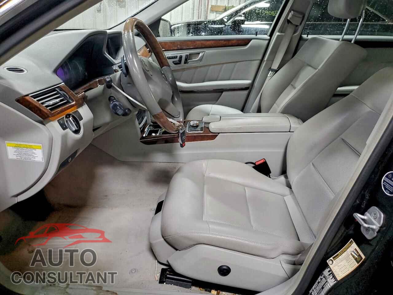 MERCEDES-BENZ E-CLASS 2011 - WDDHF8HB4BA459685