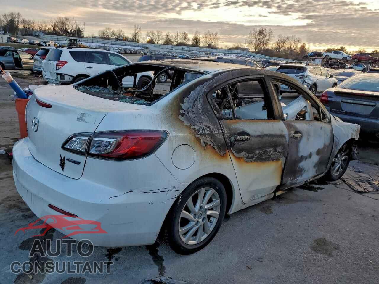 MAZDA 3 2012 - JM1BL1V7XC1561476