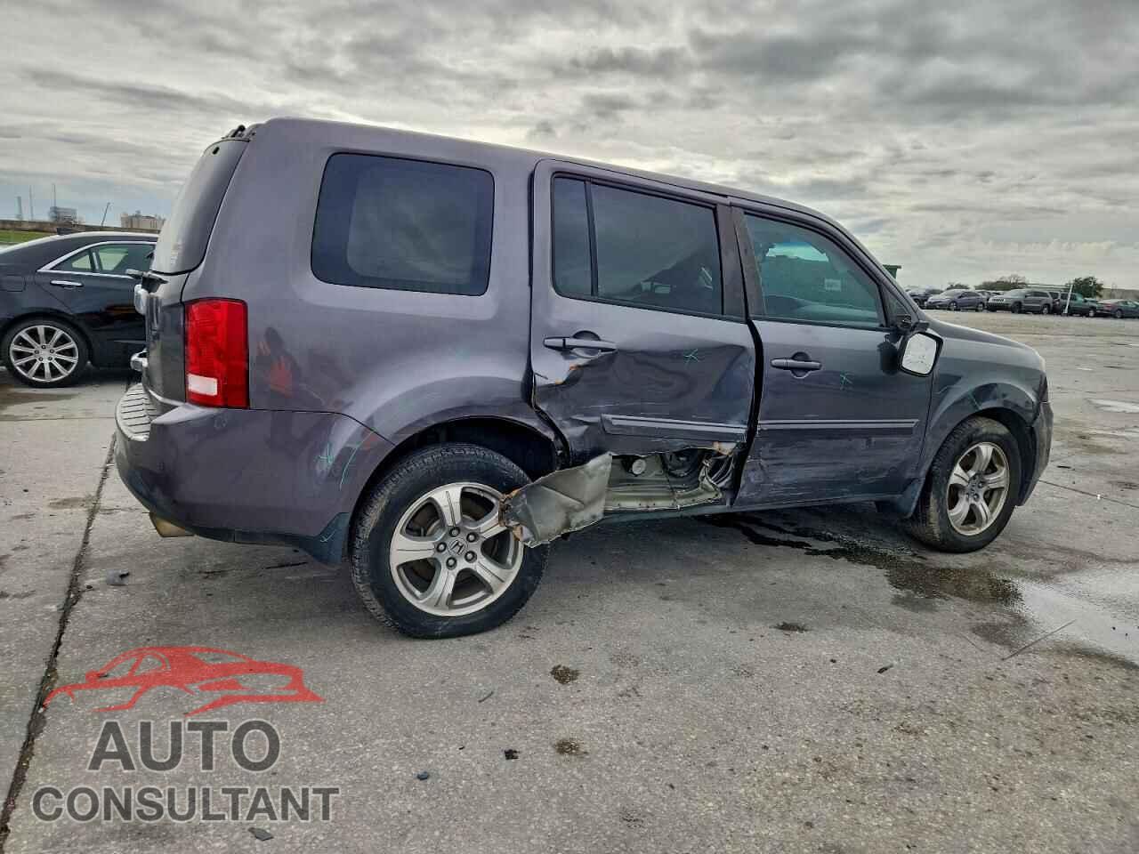 HONDA PILOT 2015 - 5FNYF3H51FB025809