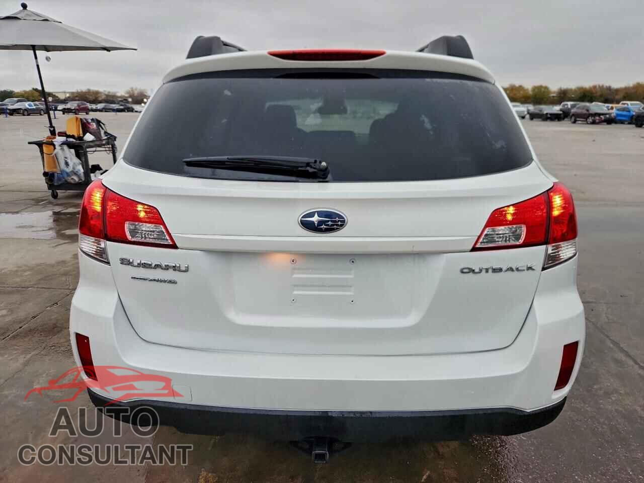 SUBARU OUTBACK 2011 - 4S4BRCCC8B3433844