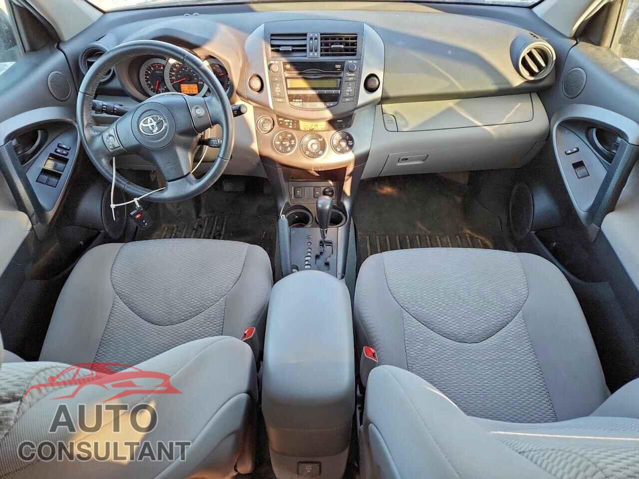 TOYOTA RAV4 2011 - 2T3DK4DV8BW063063