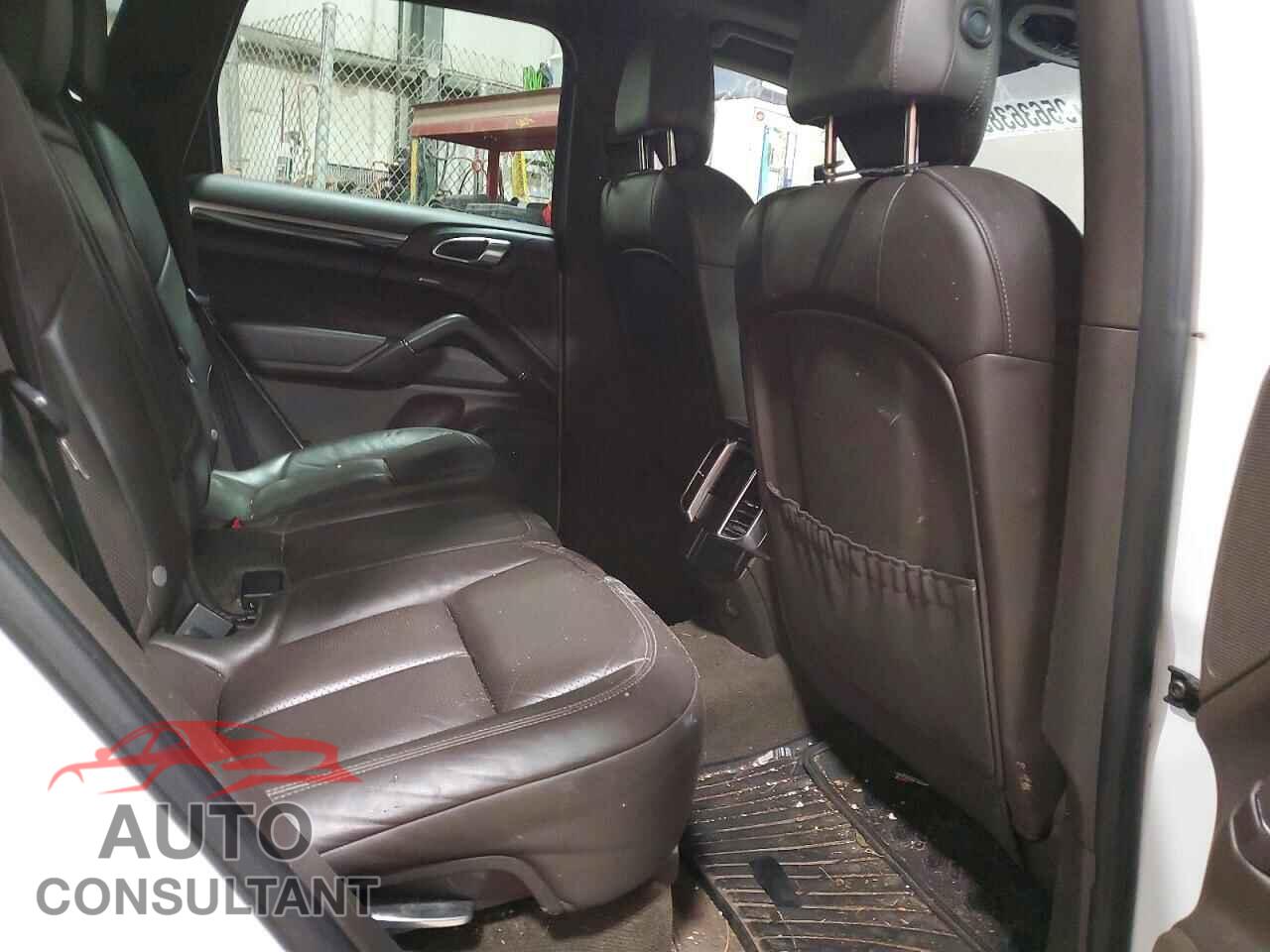 PORSCHE CAYENNE 2015 - WP1AF2A28FLA36071
