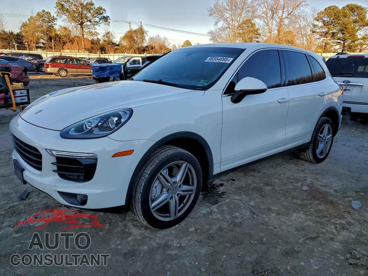 PORSCHE CAYENNE 2016 - WP1AA2A22GLA00831