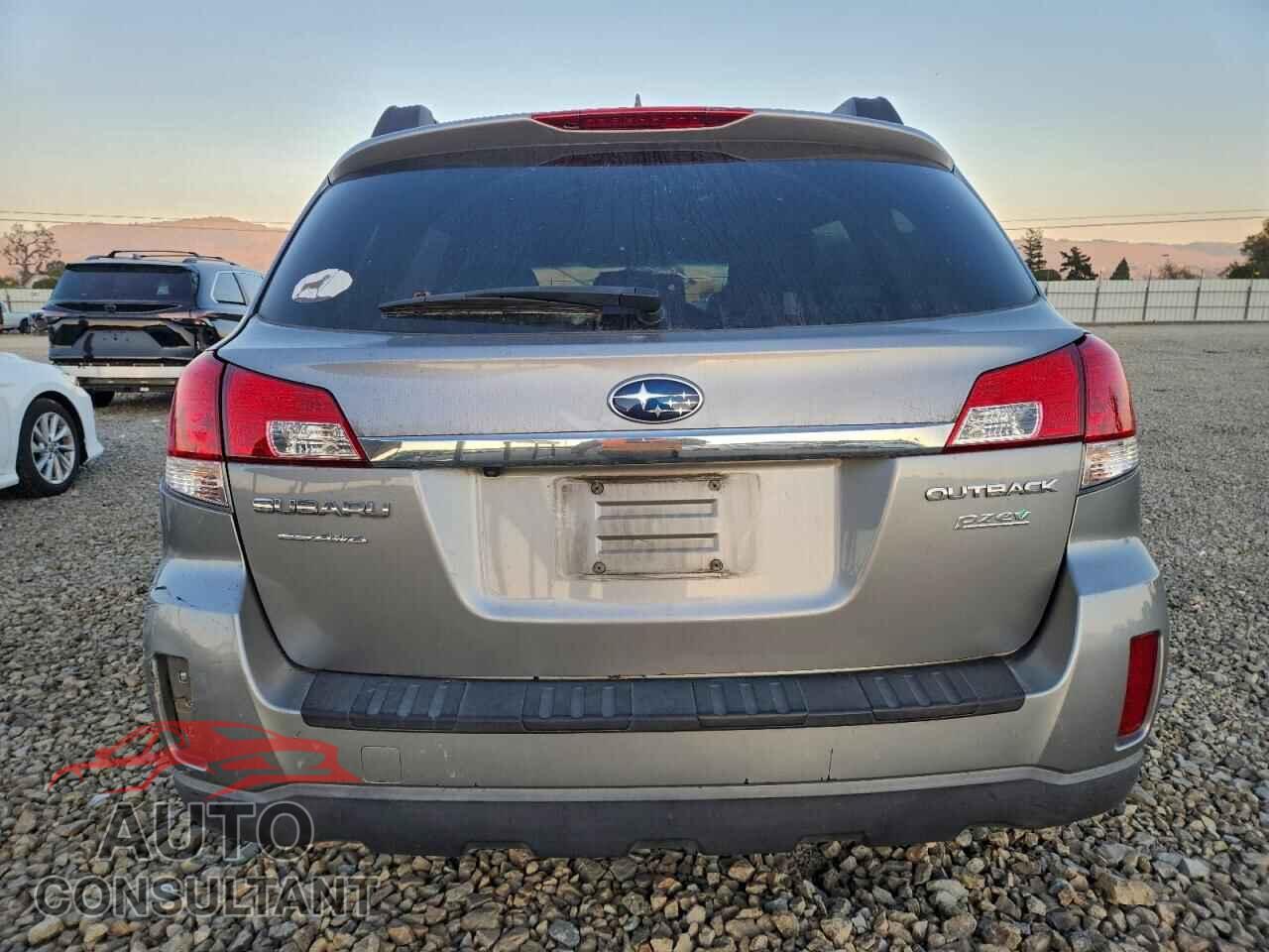 SUBARU OUTBACK 2011 - 4S4BRBKC8B3375083