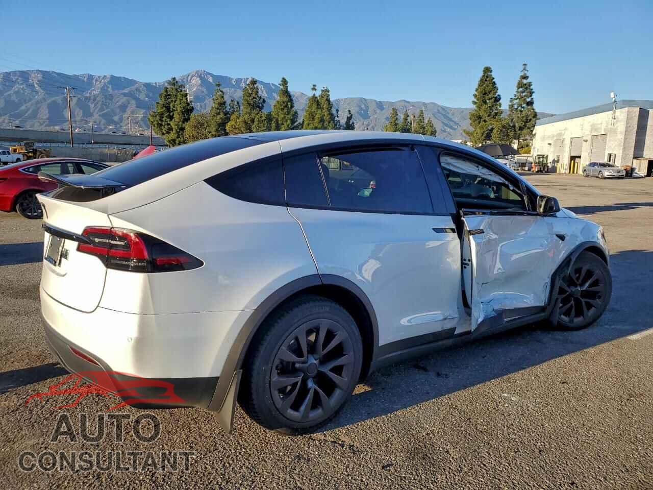 TESLA MODEL X 2023 - 7SAXCDE56PF368666
