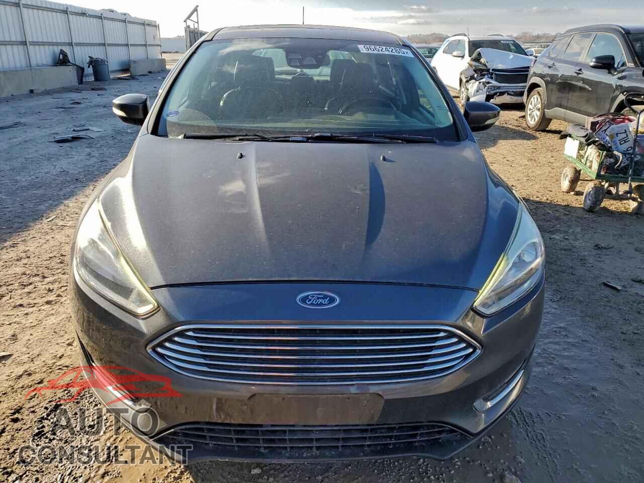 FORD FOCUS 2017 - 1FADP3N22HL342591