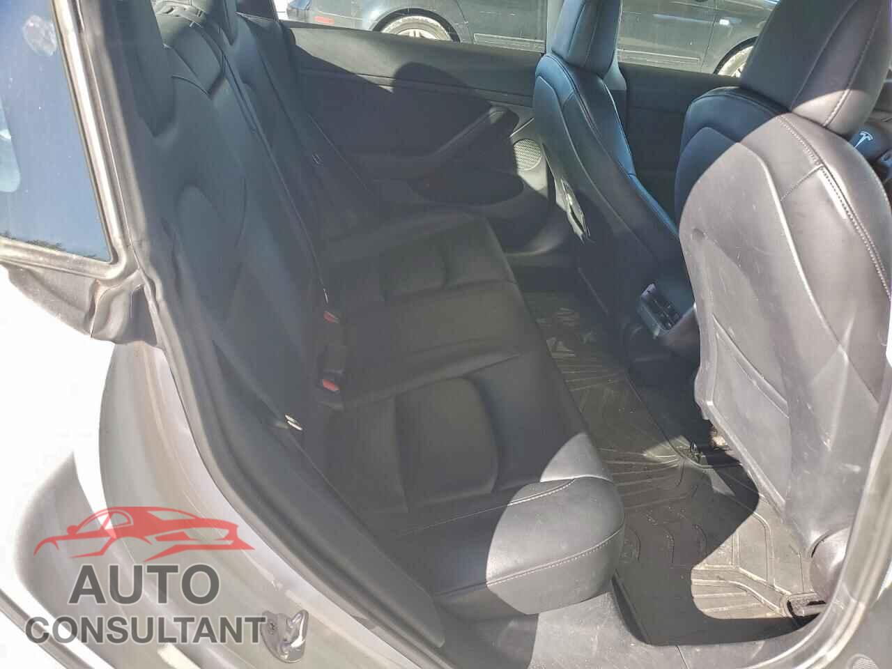 TESLA MODEL 3 2021 - 5YJ3E1EA3MF976819