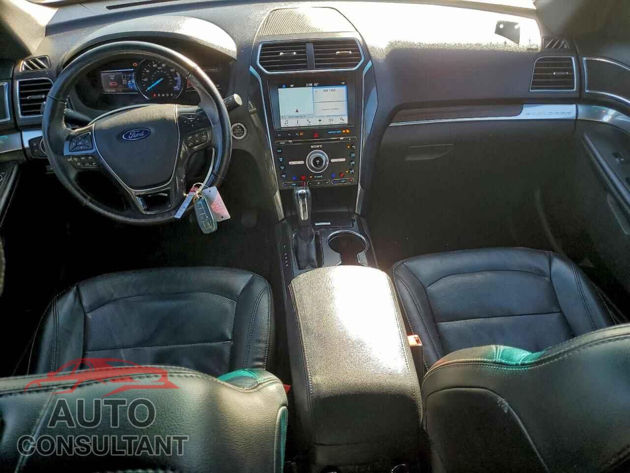 FORD EXPLORER 2017 - 1FM5K7FH1HGA60664