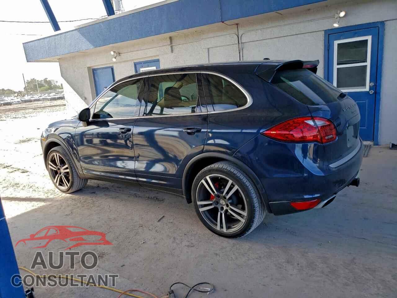 PORSCHE CAYENNE 2012 - WP1AA2A26CLA11759