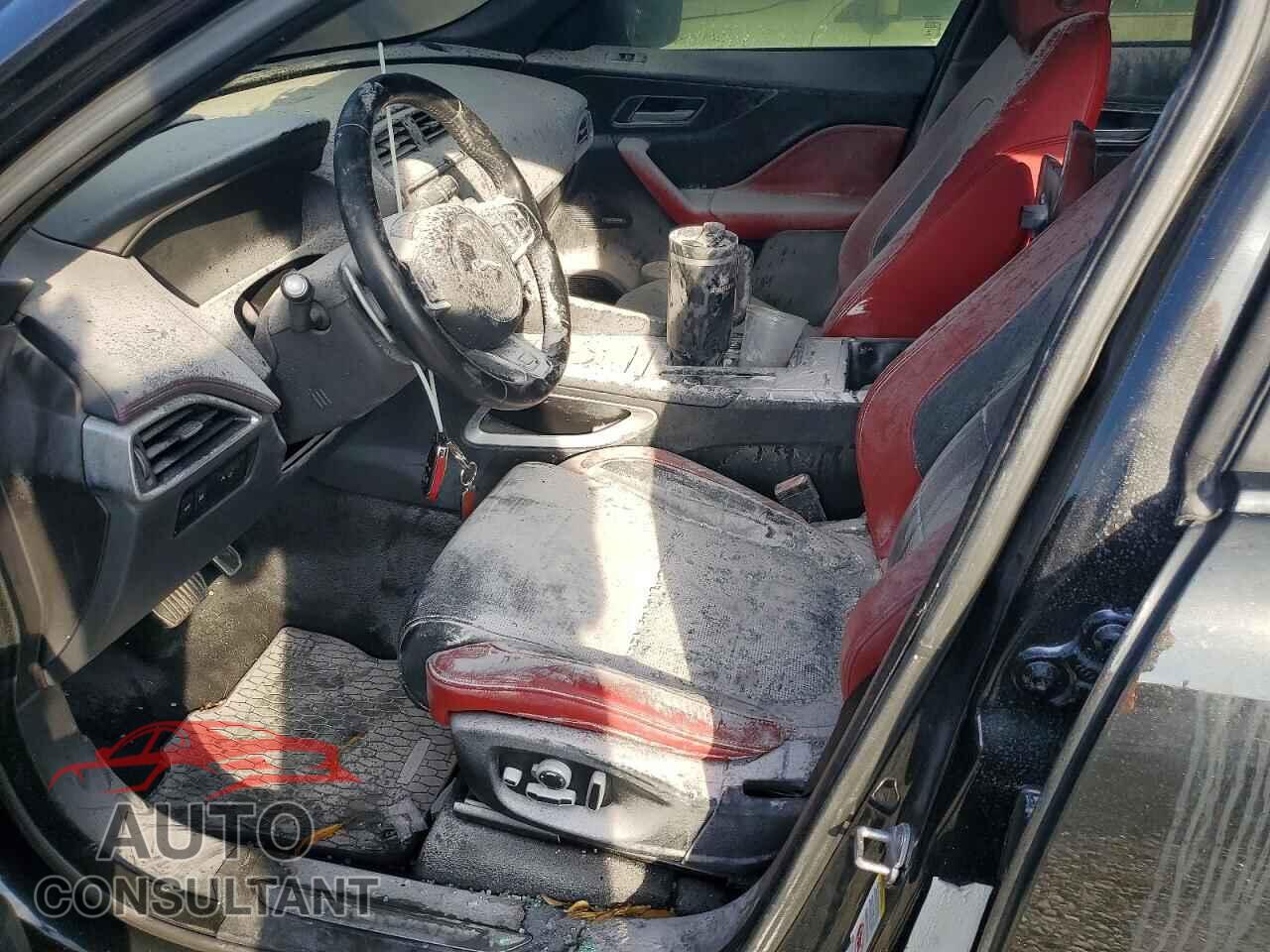 JAGUAR F-PACE 2018 - SADCM2FV7JA287739