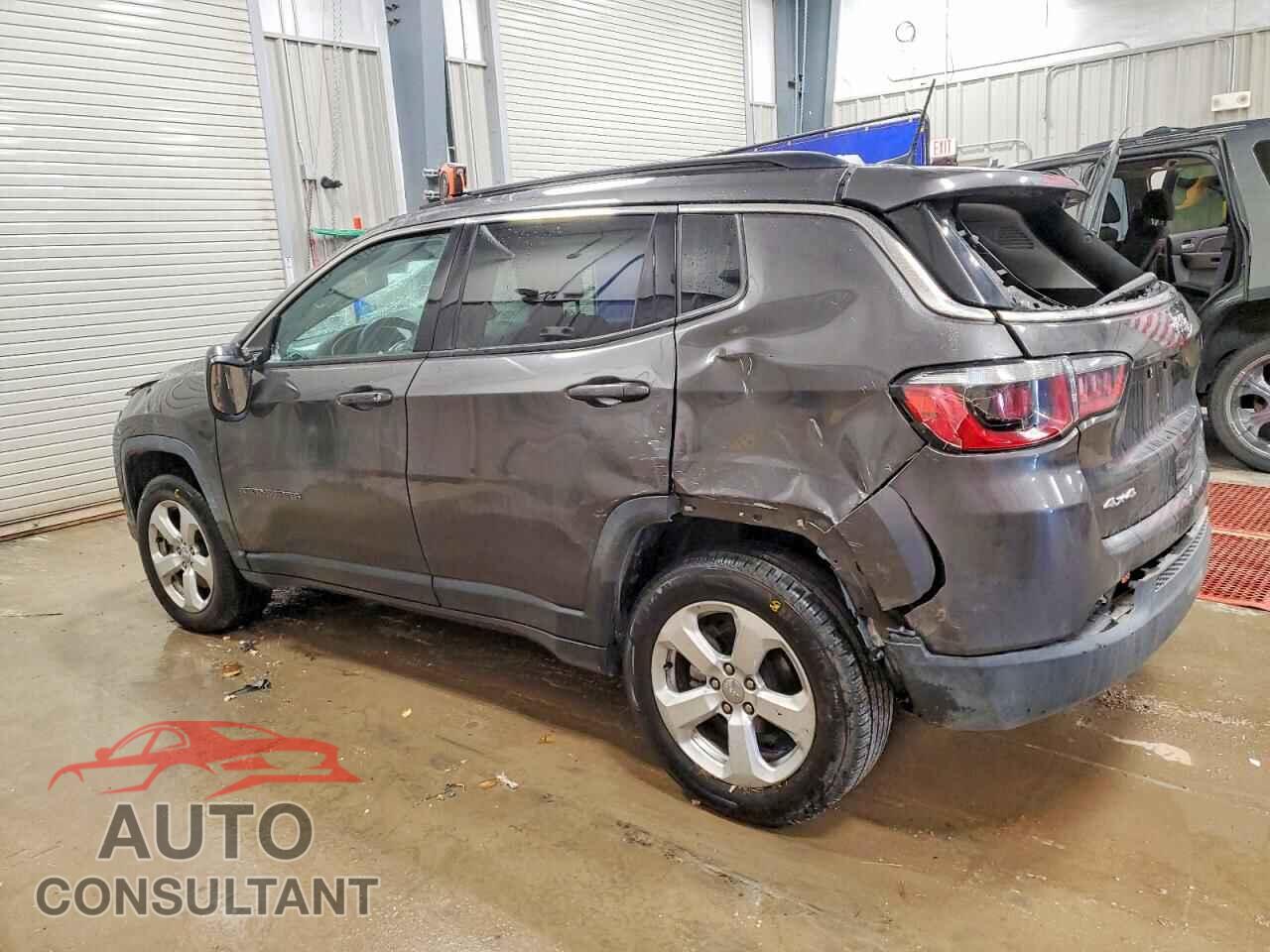 JEEP COMPASS 2019 - 3C4NJDBB4KT840068