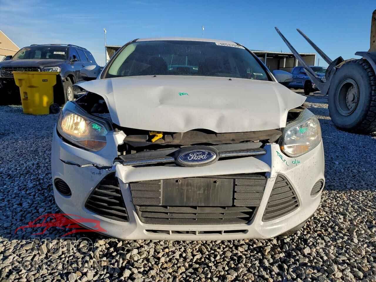 FORD FOCUS 2014 - 1FADP3F22EL323548